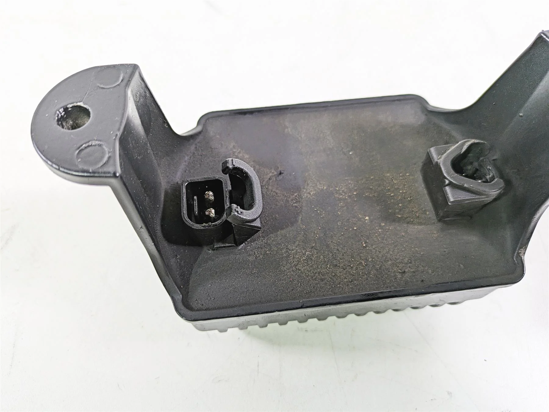 2010 Harley Touring FLHX Street Glide Rectifier Voltage Regulator 74505-09A - Image 11
