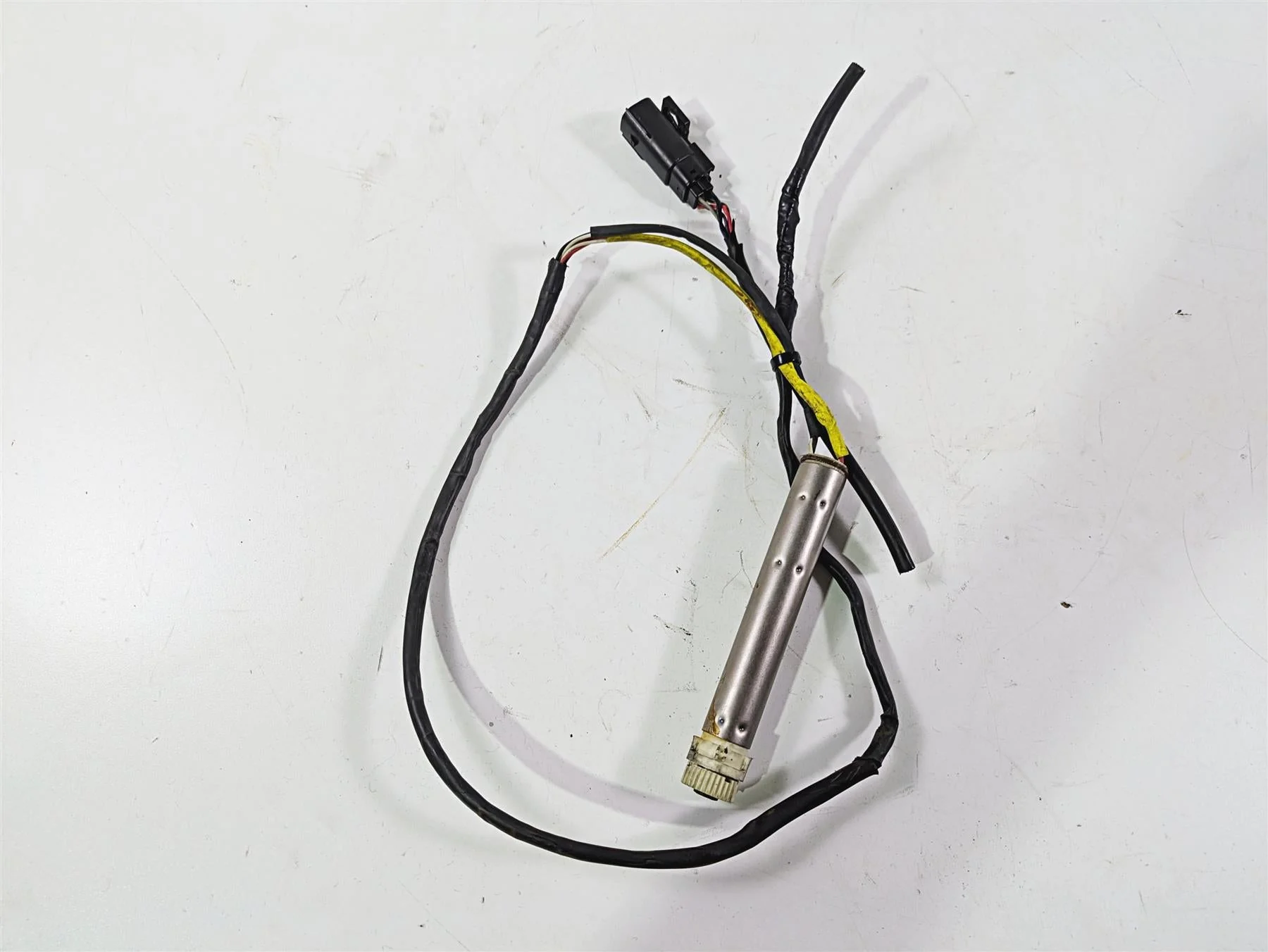 2010 Harley Touring FLHX Street Glide Ride By Wire Throttle Sensor 32305-08A - Image 5