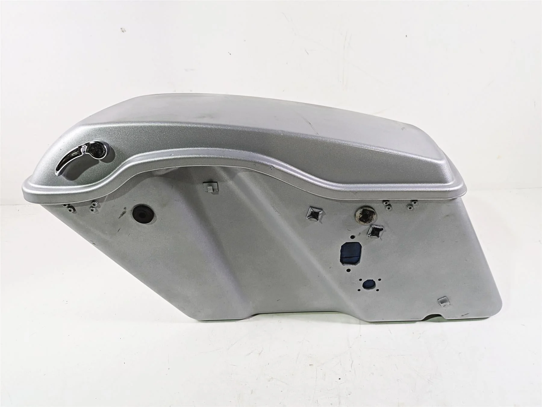 2010 Harley Touring FLHX Street Glide Right Saddlebag Saddle Bag READ 90752-93 - Image 3