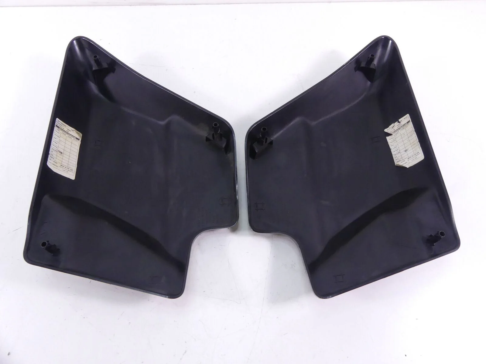 2010 Harley Touring FLHX Street Glide Side Cover Set -Domestic Black 66048-09A - Image 5