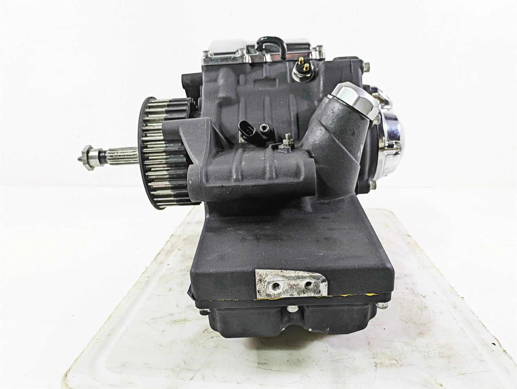 2010 Harley Touring FLHX Street Glide Transmission Gear Box 6 Speed 33166-10A - Image 3