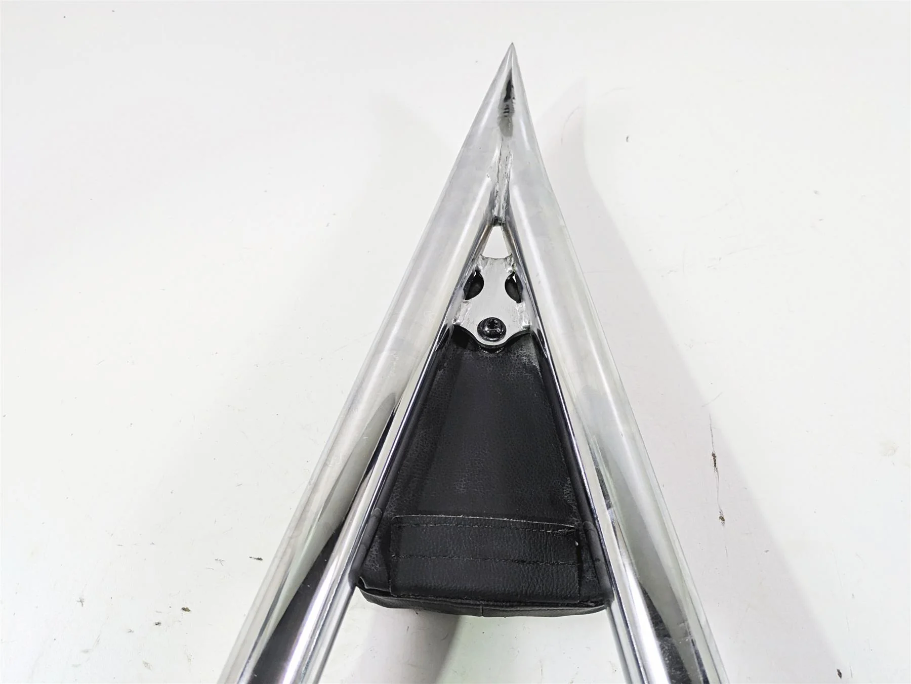 2010 Harley Touring FLHXSE CVO Street Glide 29" Sissybar Backrest + Mounts Read - Image 11
