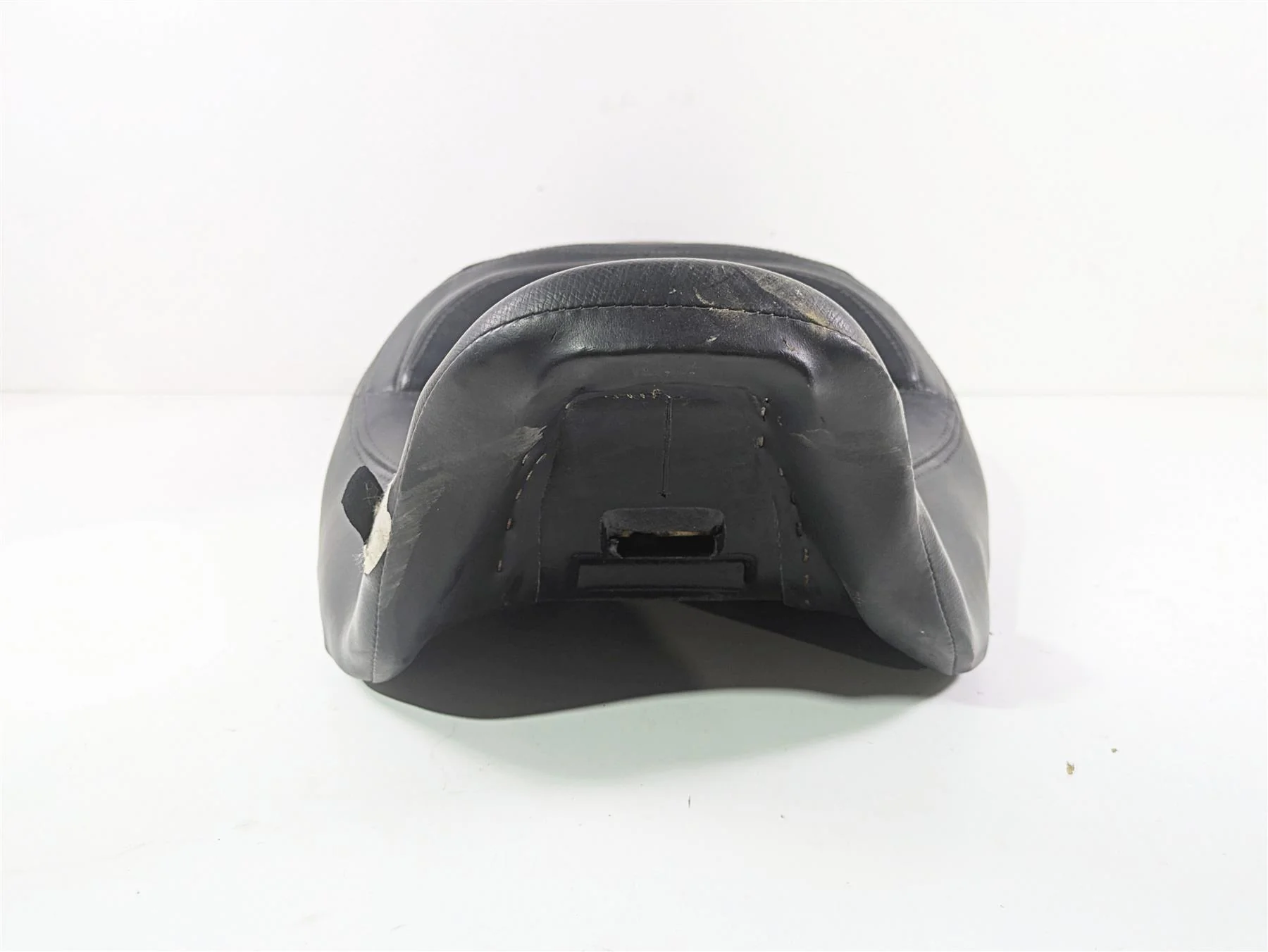 2010 Harley Touring FLHXSE CVO Street Glide Driver Rider Seat Saddle 51995-10A - Image 4