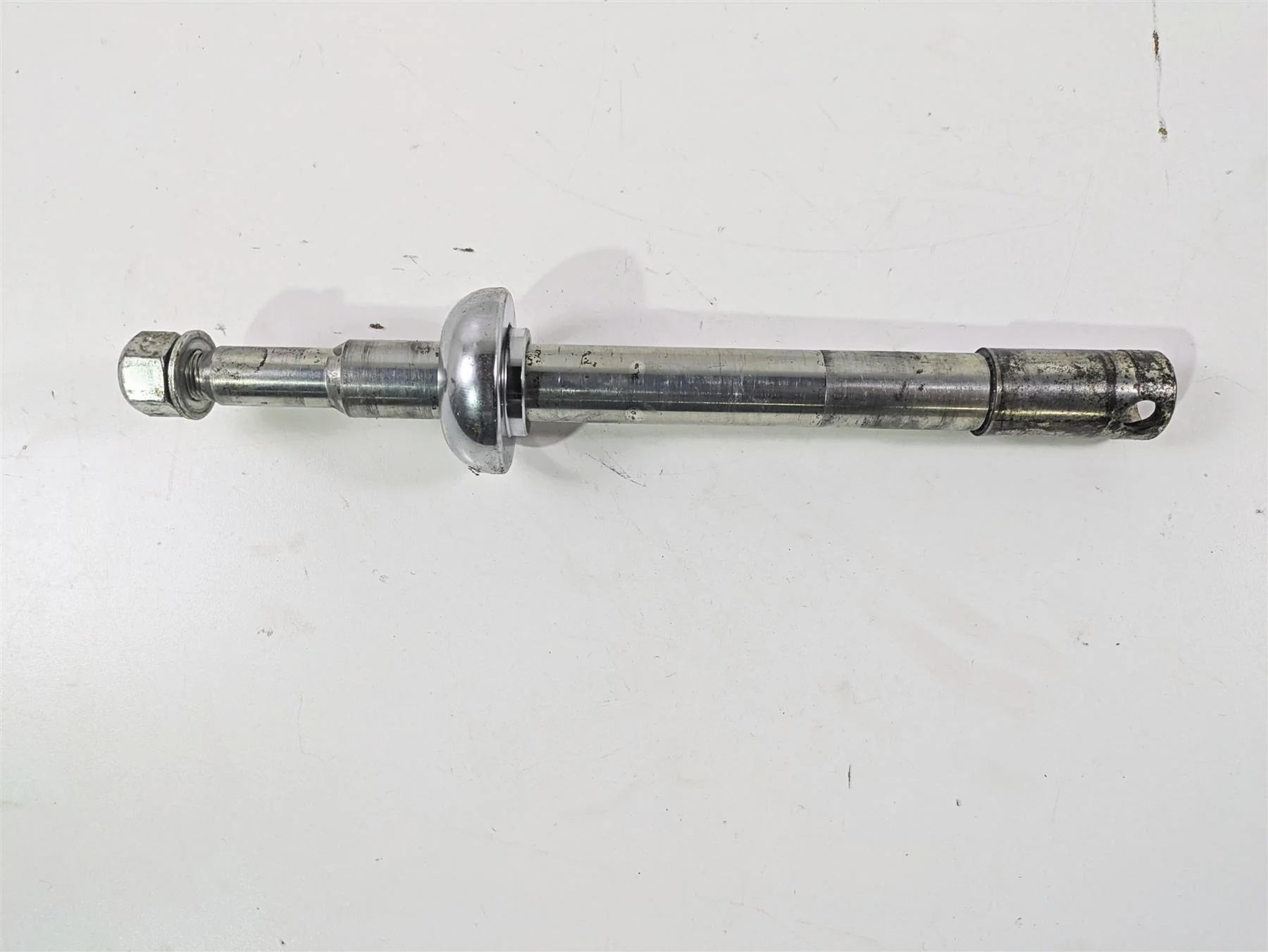 2010 Harley Touring FLHXSE CVO Street Glide Front Axle Wheel Spindle 41547-07A