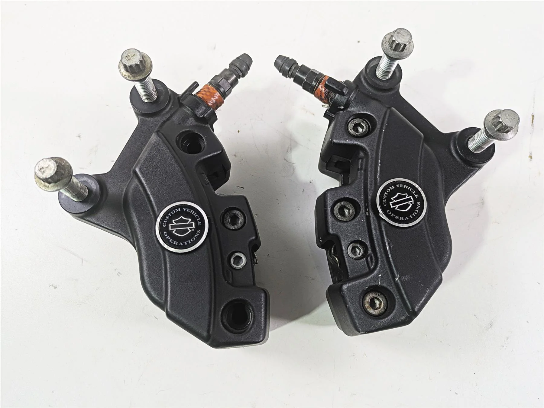 2010 Harley Touring FLHXSE CVO Street Glide Front Brake Caliper Set 46368-10 - Image 10