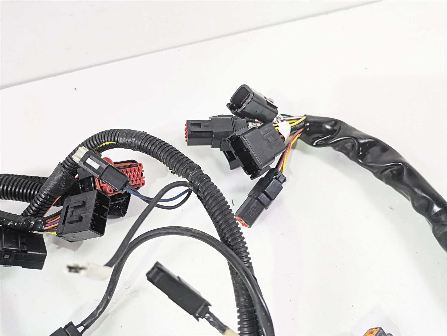 2010 Harley Touring FLHXSE CVO Street Glide Front Fairing Wiring 70232-10 - Image 11