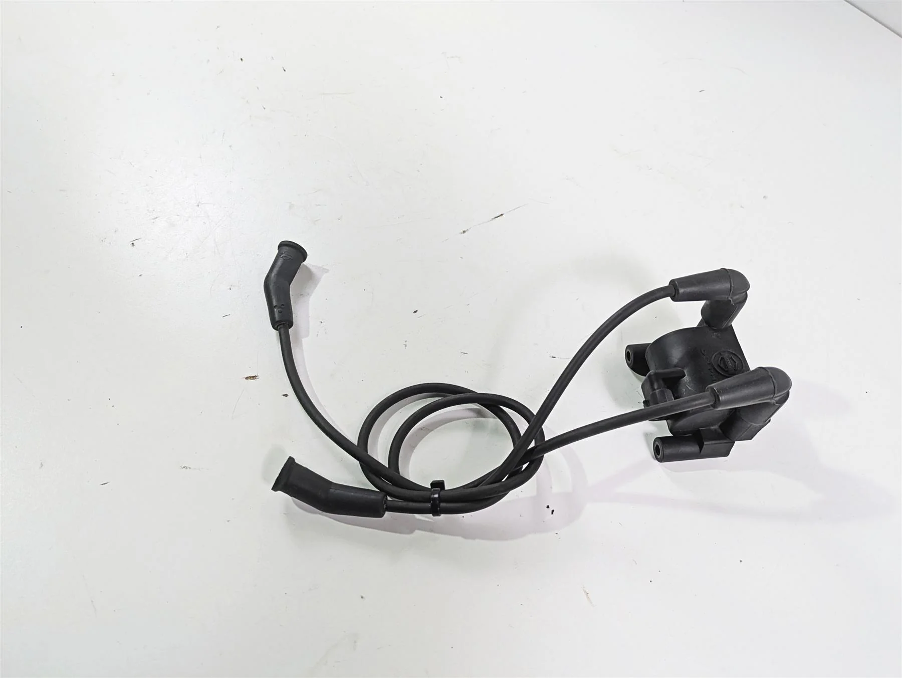 2010 Harley Touring FLHXSE CVO Street Glide Ignition Coil Wires Plugs 31696-07A - Image 12