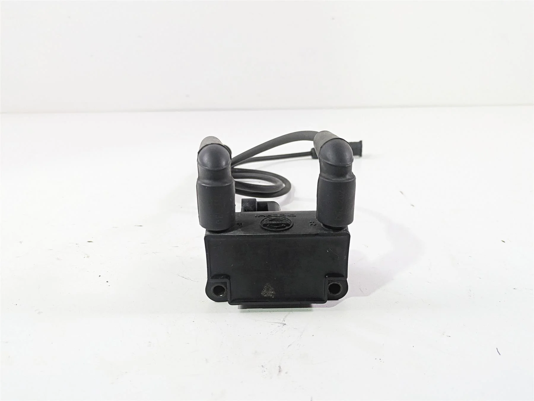 2010 Harley Touring FLHXSE CVO Street Glide Ignition Coil Wires Plugs 31696-07A - Image 2
