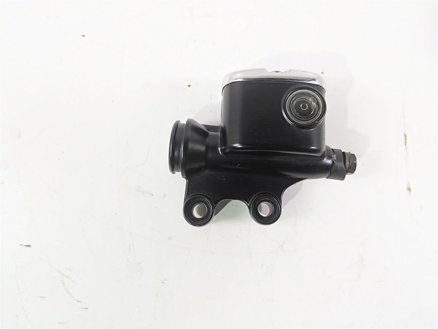 2010 Harley Touring FLHXSE CVO Street Glide Rear Brake Master Cylinder 46459-08B