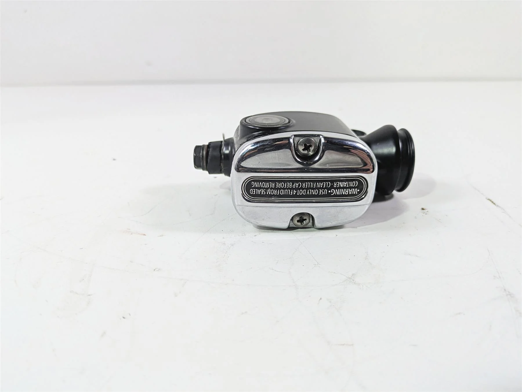 2010 Harley Touring FLHXSE CVO Street Glide Rear Brake Master Cylinder 46459-08B - Image 4