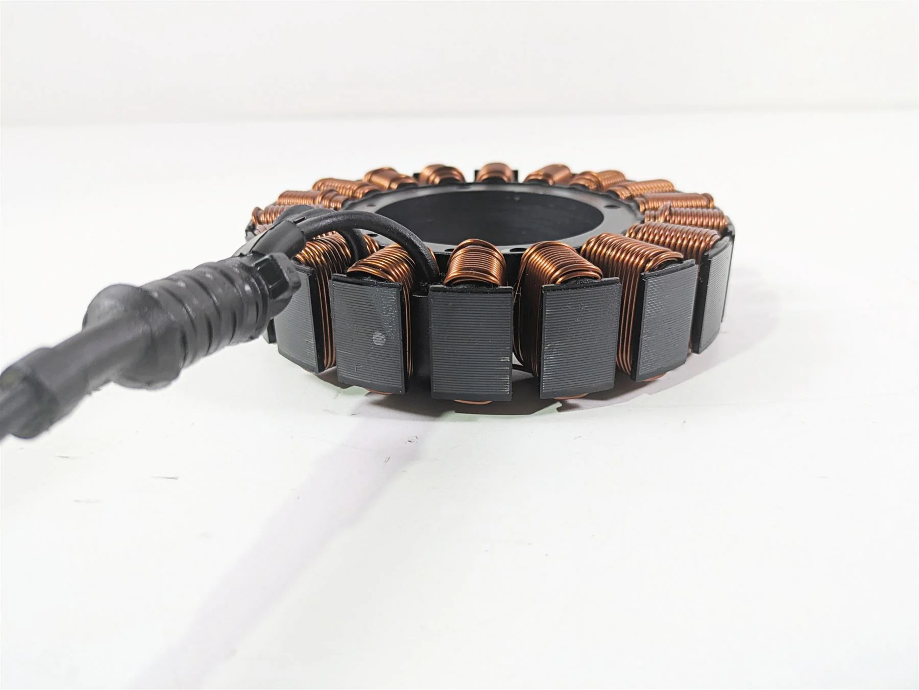 2010 Harley Touring FLHXSE CVO Street Glide Stator Alternator Generator 29987-06 - Image 5