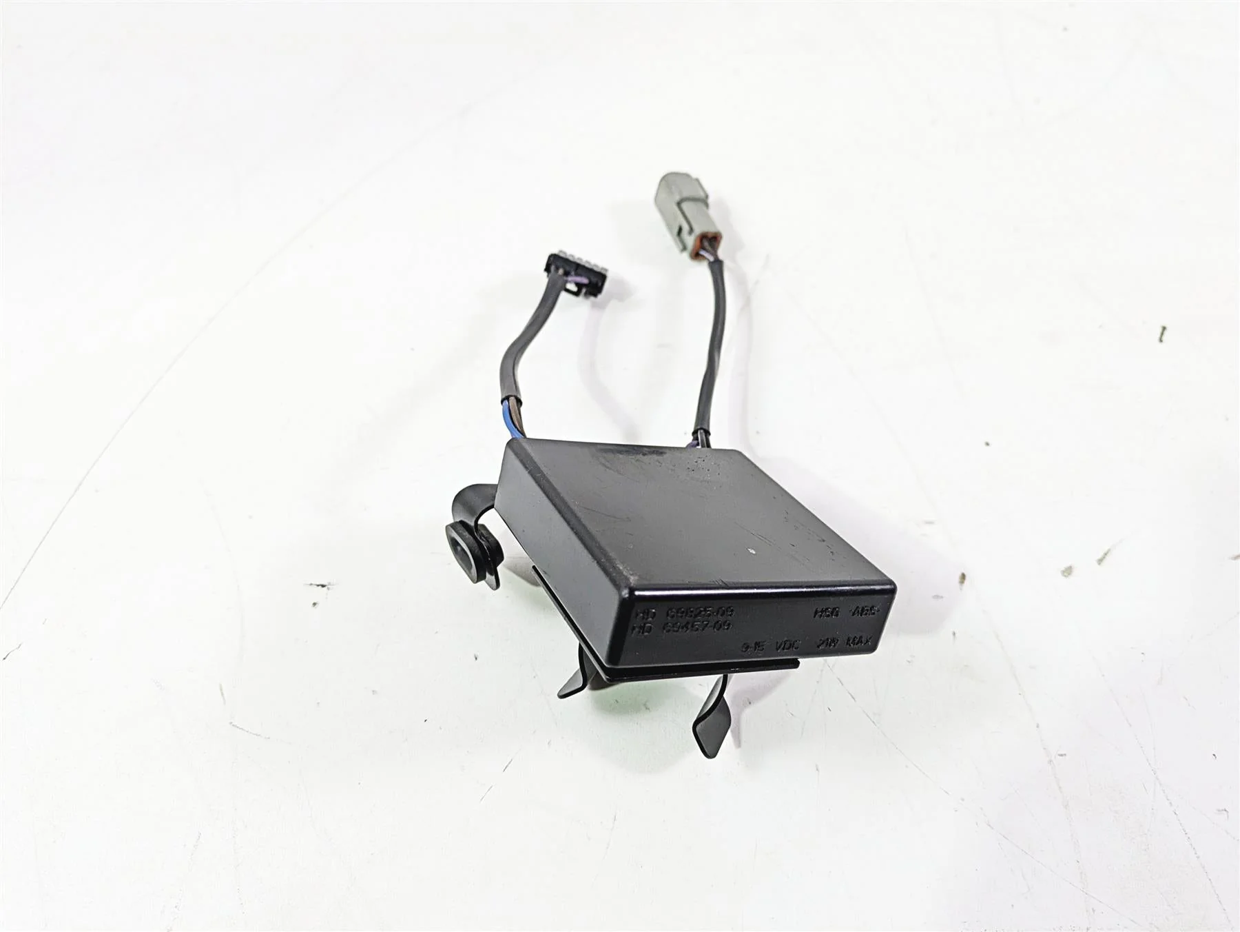 2010 Harley VRSCF Muscle Rod Blinker Turn Signal Module 69457-09 - Image 12