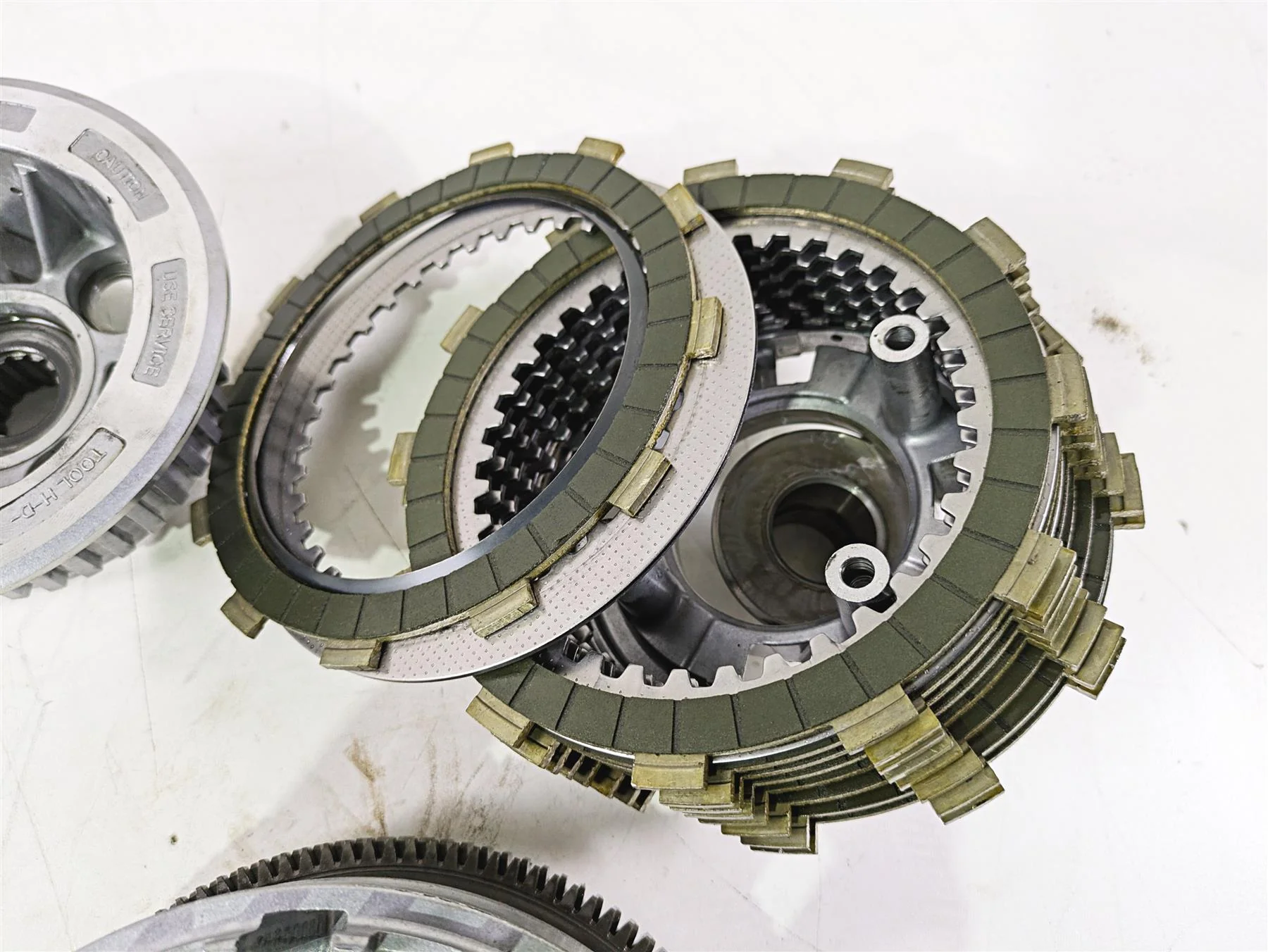 2010 Harley VRSCF Muscle Rod Clutch Basket Friction Disc Set 36699-01KB - Image 5