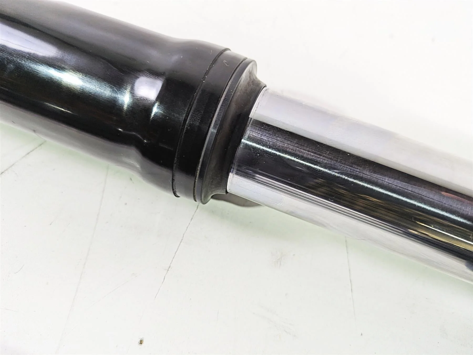 2010 Harley VRSCF Muscle Rod Front Fork Leg Set Penske Racing 48700-09 48701-09 - Image 5