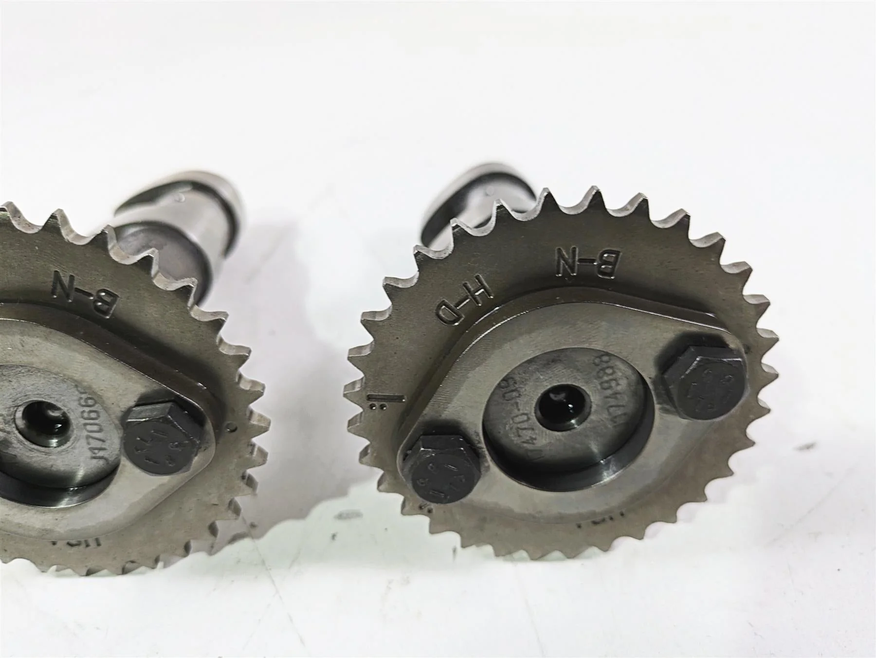 2010 Harley VRSCF Muscle Rod Front Head Camshaft Cam Shaft Set 17431-05K - Image 9