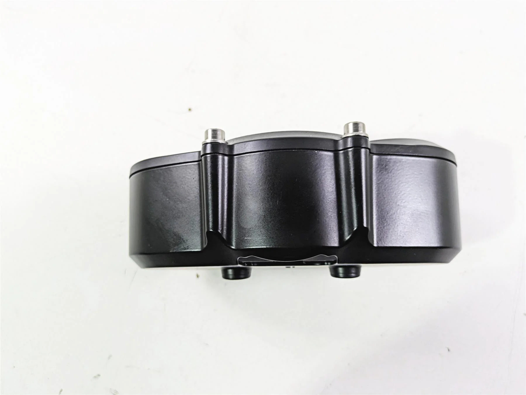 2010 Harley VRSCF Muscle Rod Gauges Speedo Housing & Bezel 71958-09 71981-09 - Image 7
