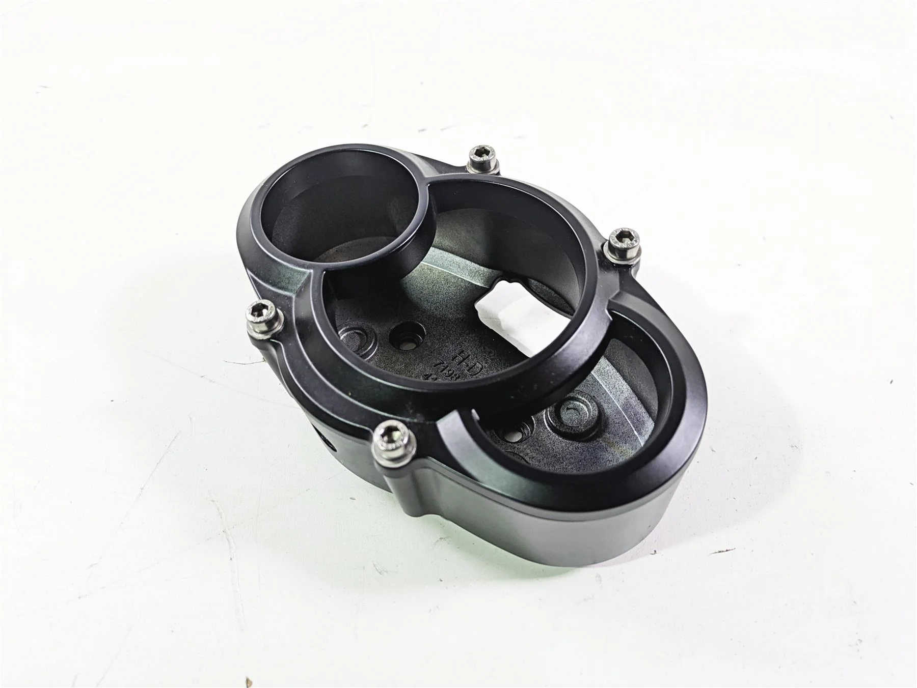 2010 Harley VRSCF Muscle Rod Gauges Speedo Housing & Bezel 71958-09 71981-09 - Image 9