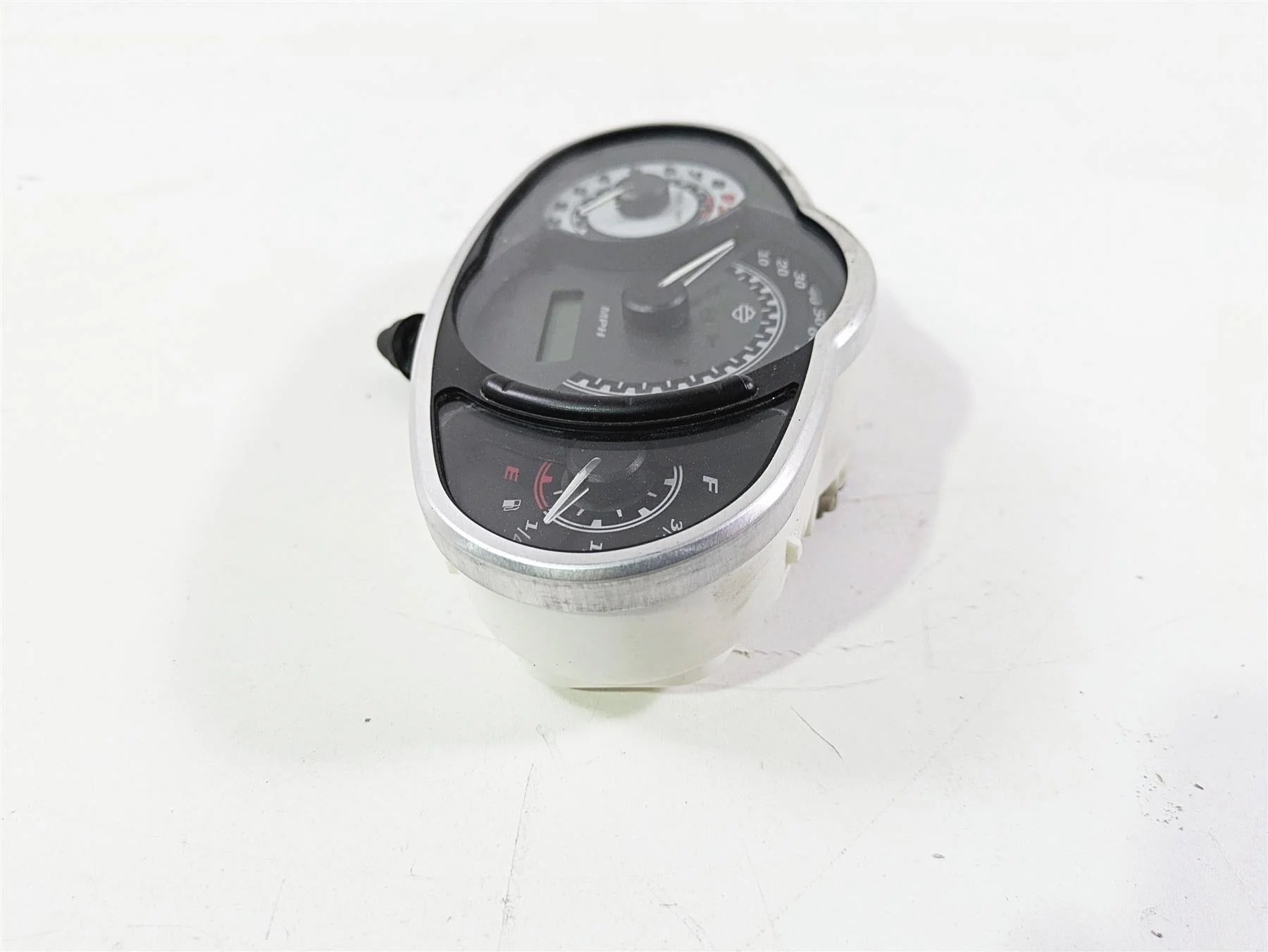 2010 Harley VRSCF Muscle Rod Gauges Speedometer Instrument 13K Only 71962-09 - Image 3