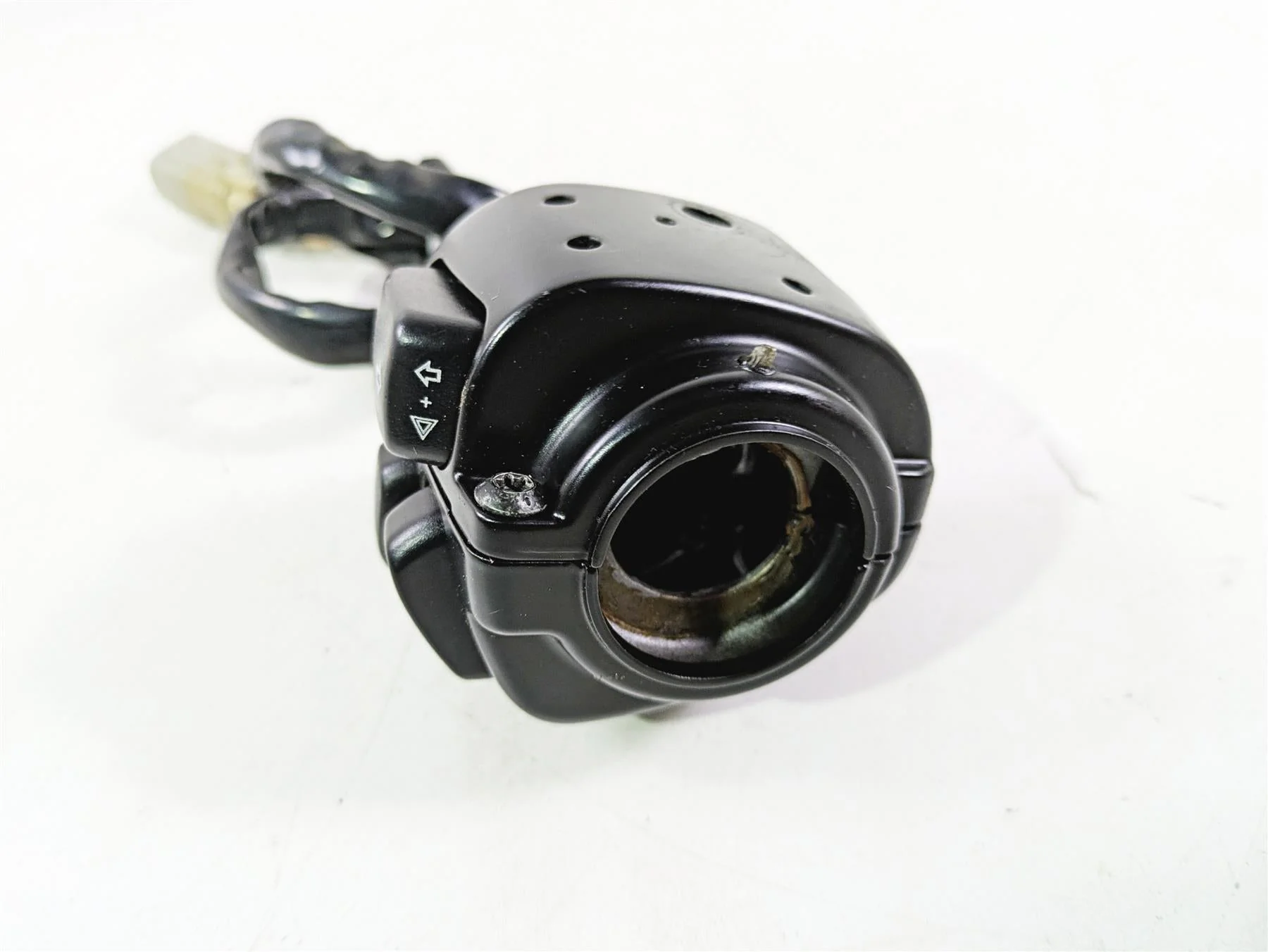 2010 Harley VRSCF Muscle Rod Left Hand Control Switch READ 71682-06A 71685-06A - Image 9