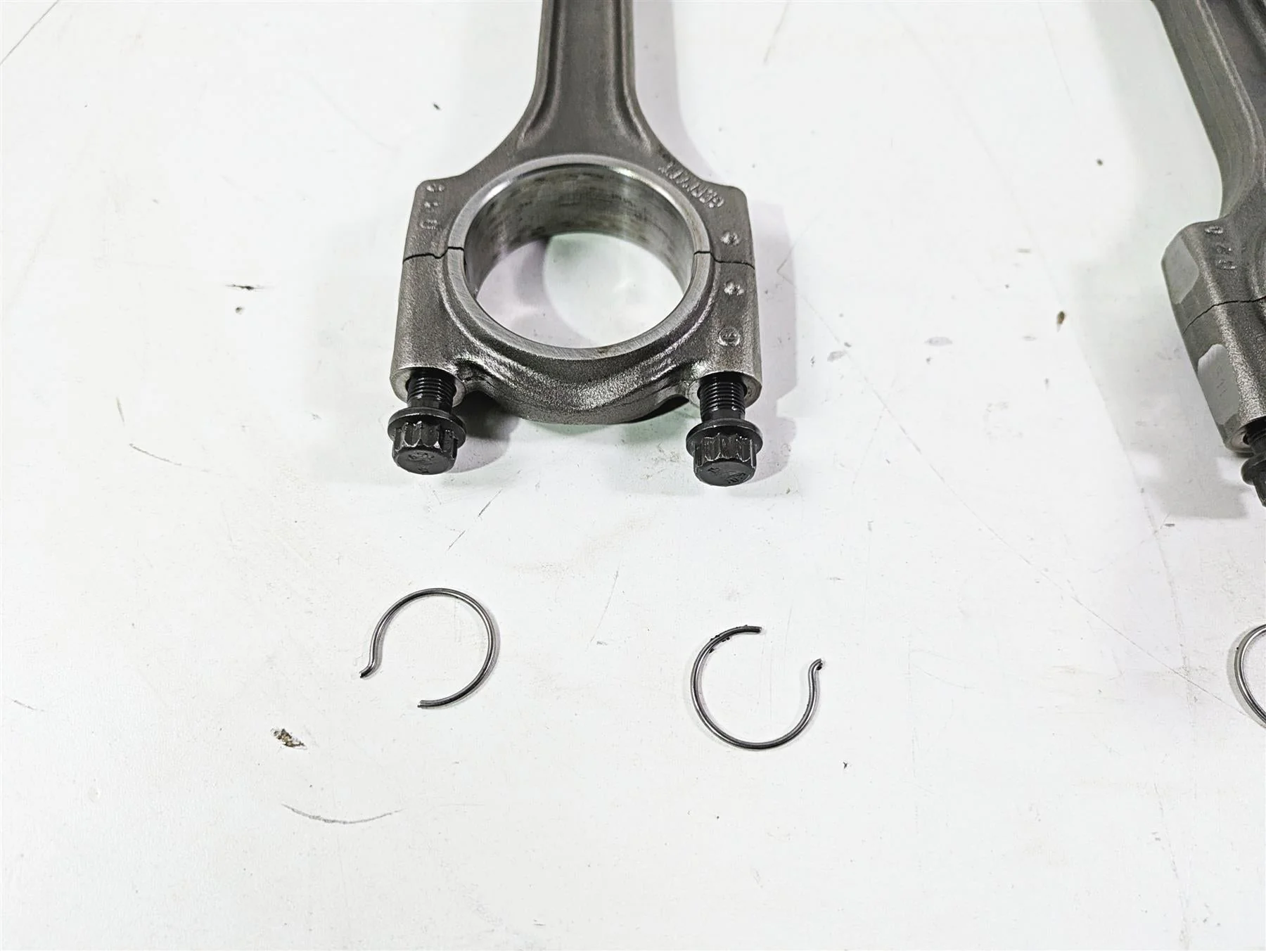 2010 Harley VRSCF Muscle Rod Piston Connecting Rod Set 24307-01K - Image 5