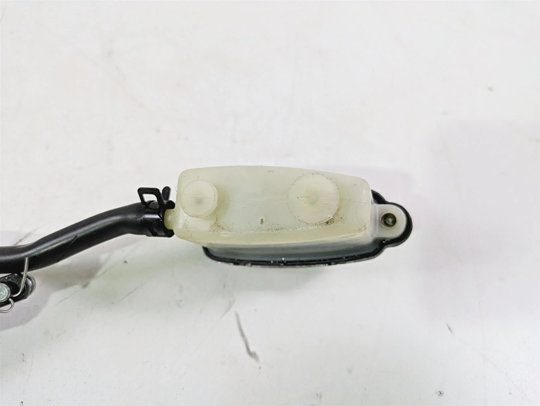 2010 Harley VRSCF Muscle Rod Rear Brake Master Cylinder READ 44740-06A - Image 7