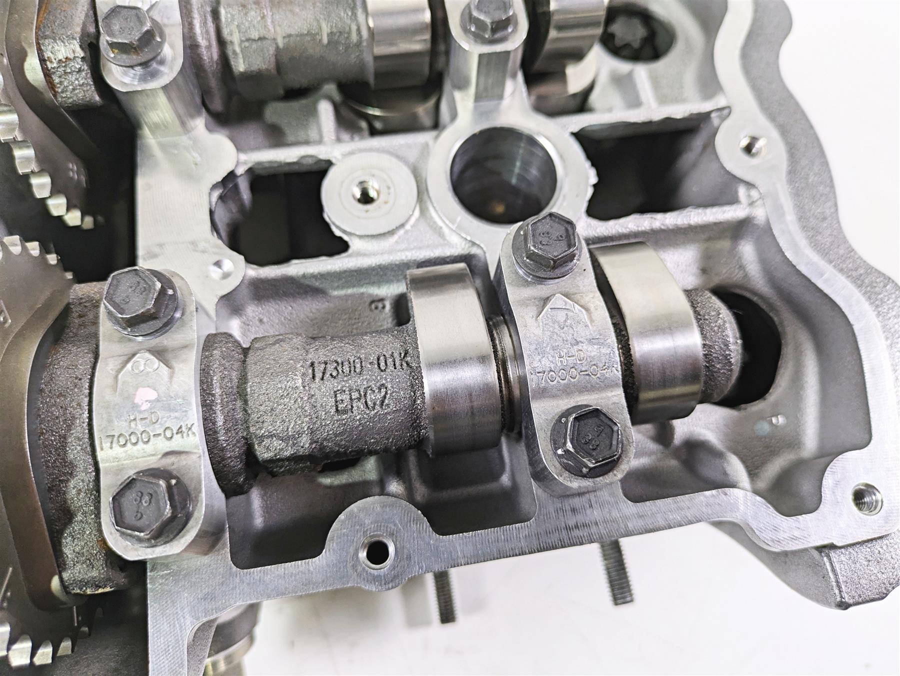 2010 Harley VRSCF Muscle Rod Rear Cylinderhead Cylinder Head Cam Shafts 17246-09 - Image 6