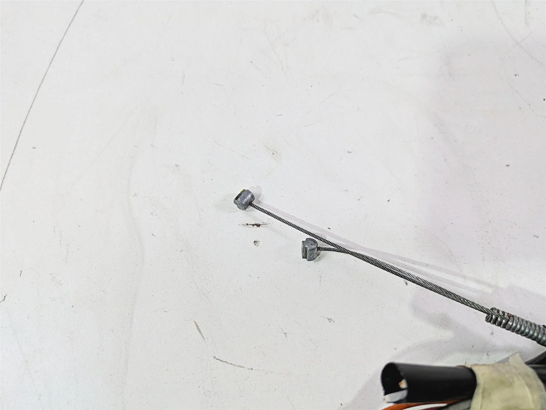 2010 Harley VRSCF Muscle Rod Right Hand Control Switch READ 71684-06A 71683-06A - Image 7