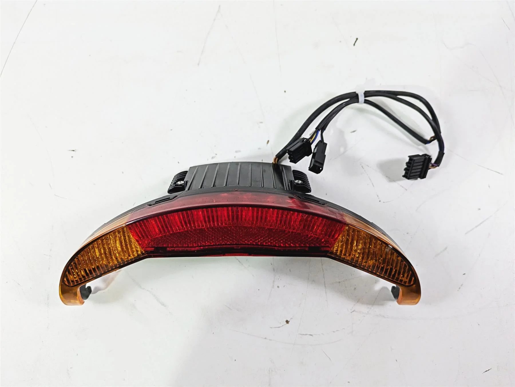 2010 Harley VRSCF Muscle Rod Taillight Tail Light Lamp 69391-09 - Image 5