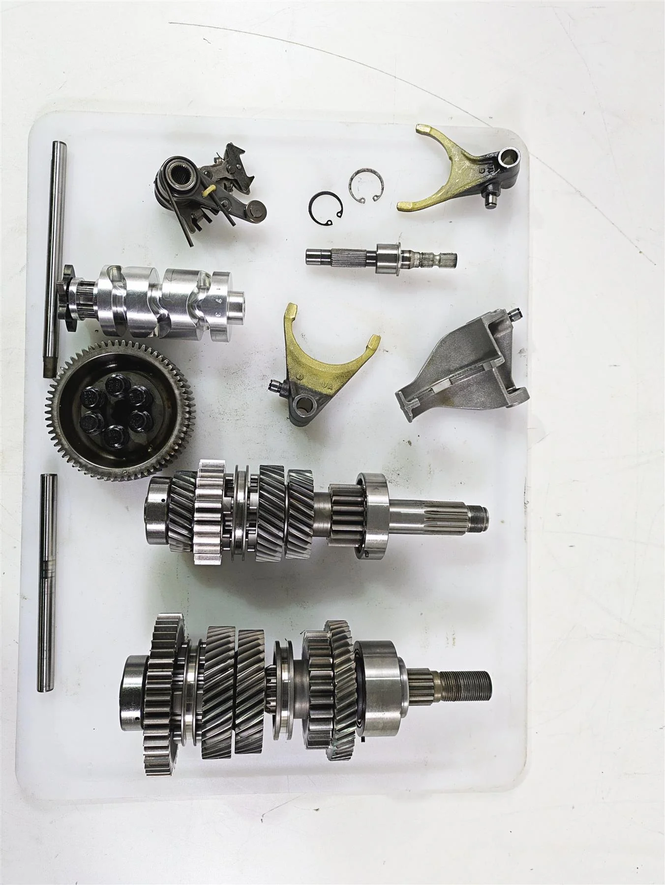 2010 Harley VRSCF Muscle Rod Transmission Gear Pack 35454-01KA 35455-01KA - Image 4