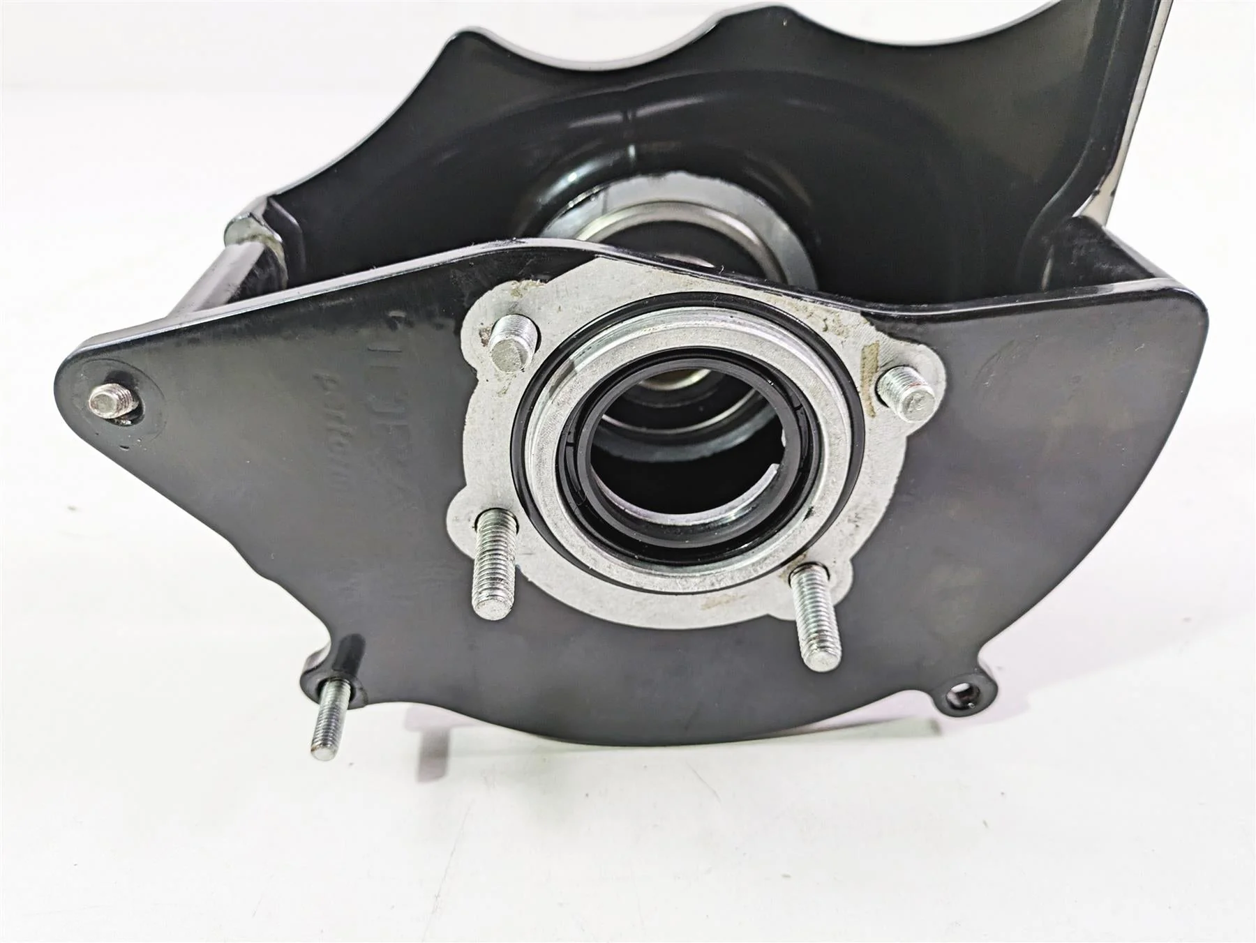 2010 Harley VRSCF Muscle Rod Trask Countershaft Outer Bearing Support P308831 - Image 11