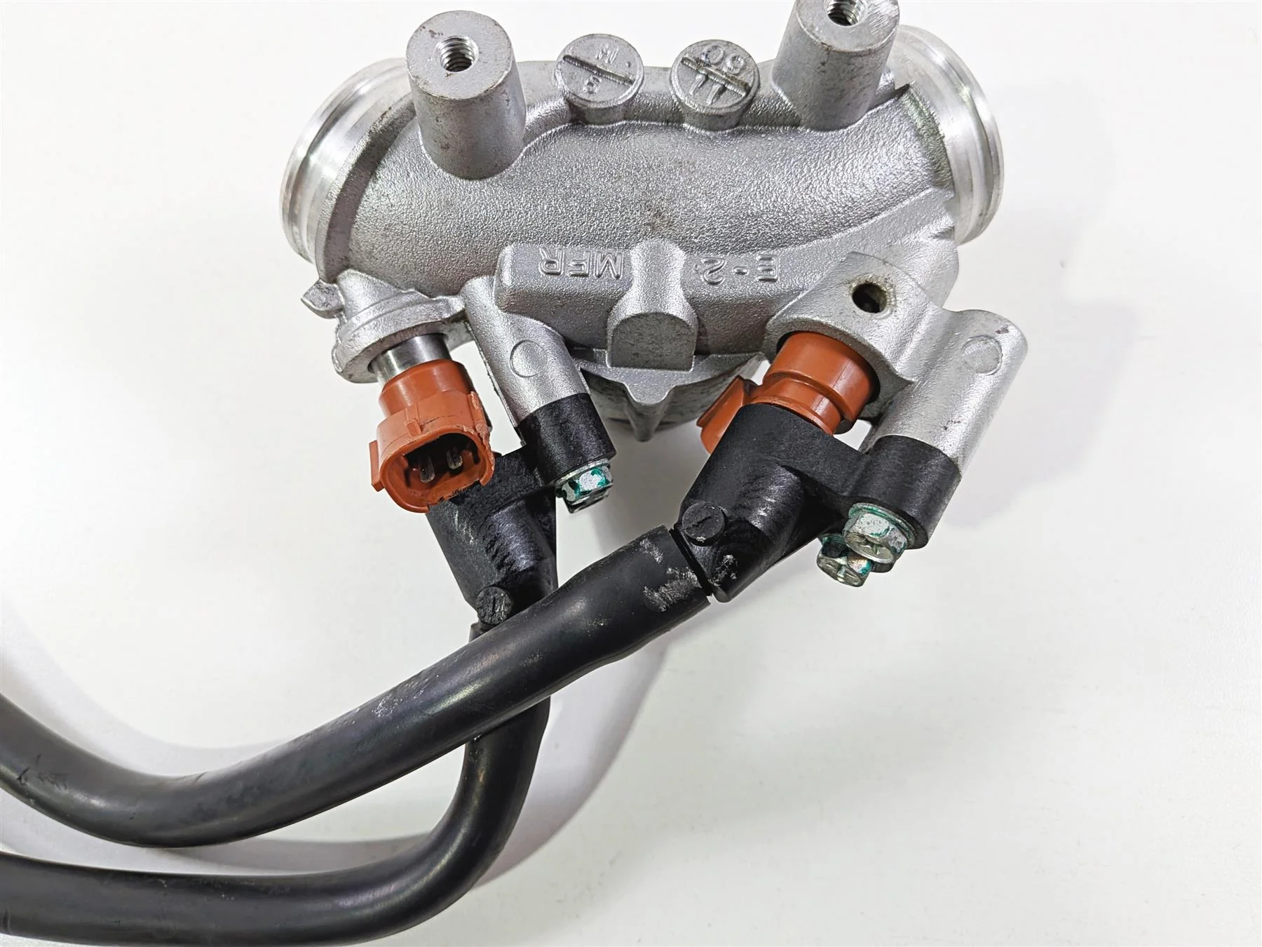 2010 Honda VT1300 CR Stateline Intake Manifold & Fuel Injectors  17111-MFR-670 - Image 11