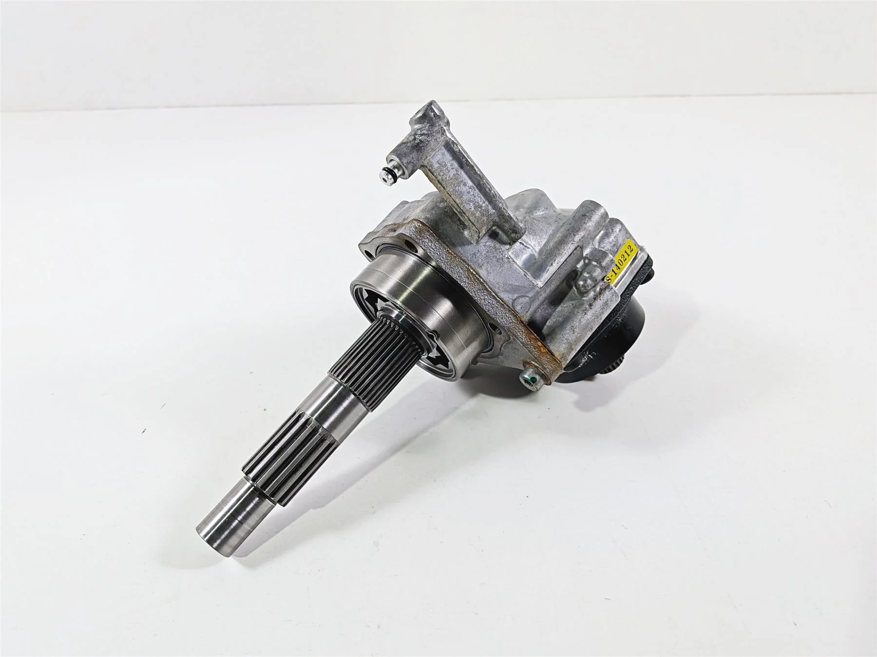 2010 Honda VT1300 CR Stateline Intake Manifold & Fuel Injectors  17111-MFR-670 - Image 2