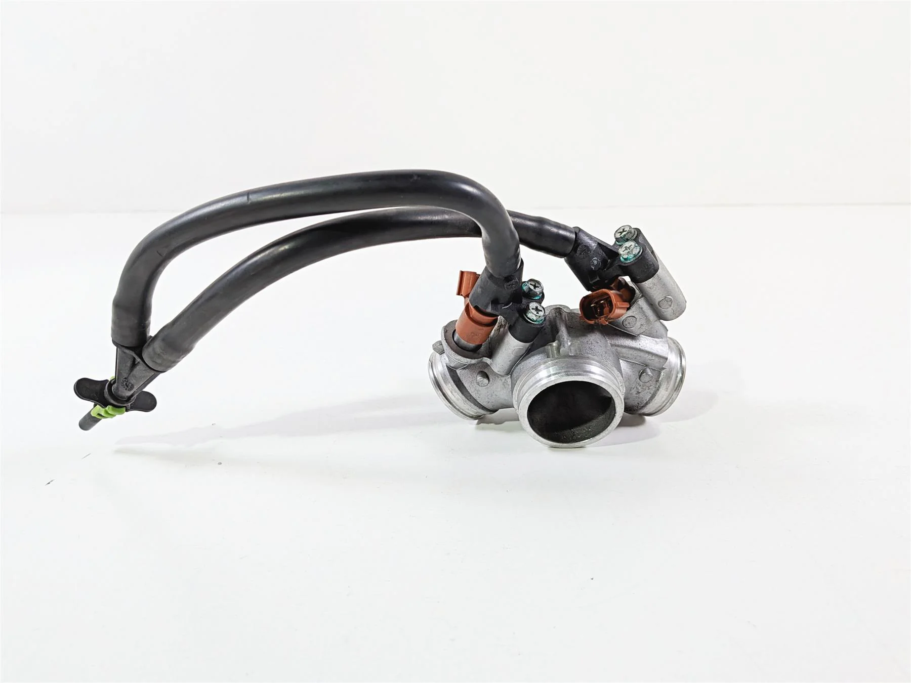 2010 Honda VT1300 CR Stateline Intake Manifold & Fuel Injectors  17111-MFR-670 - Image 7