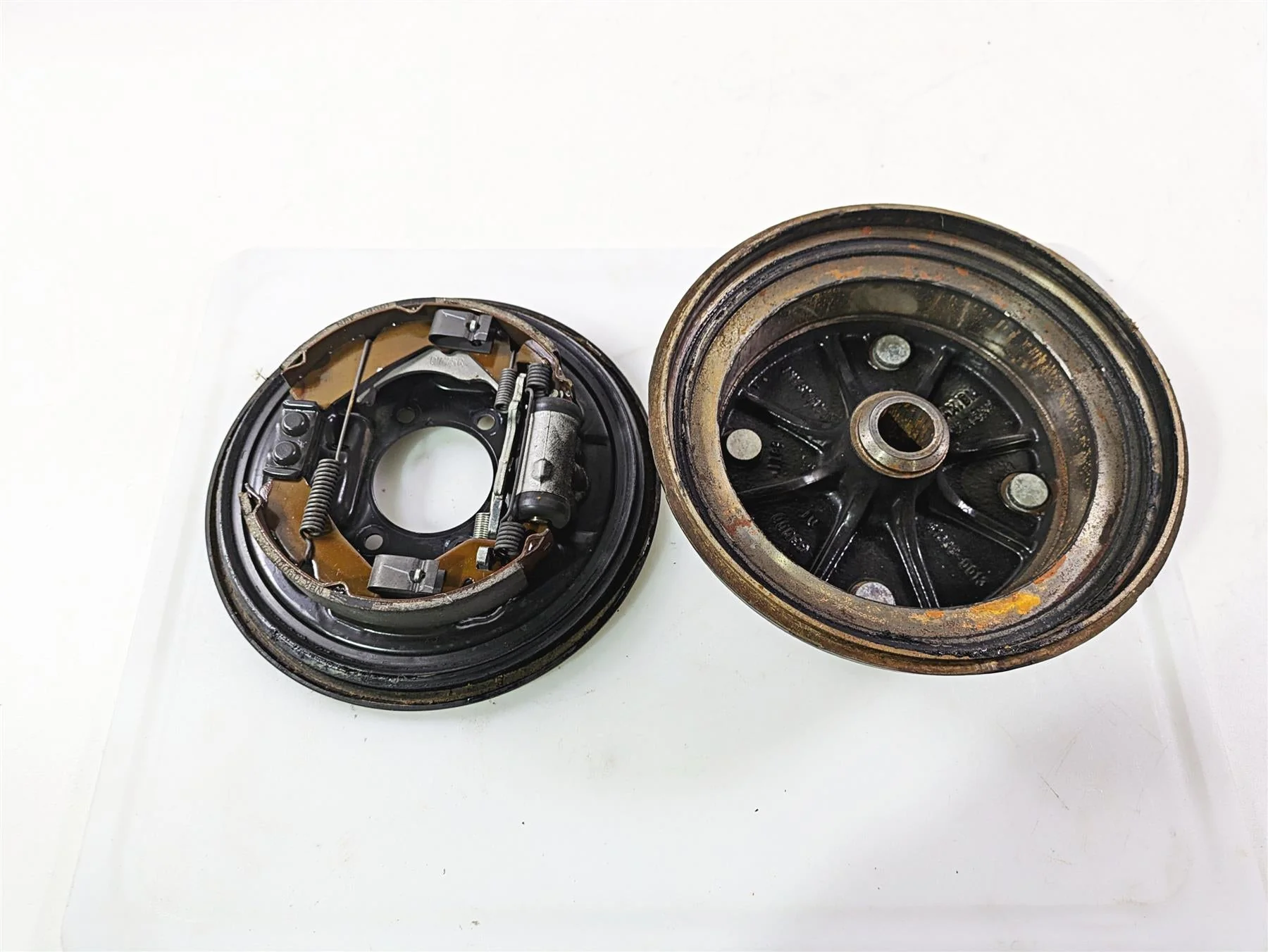 2010 Kawasaki 610 4x4 Mule  Front Right Full Drum Brake Set 41035-0059 - Image 10