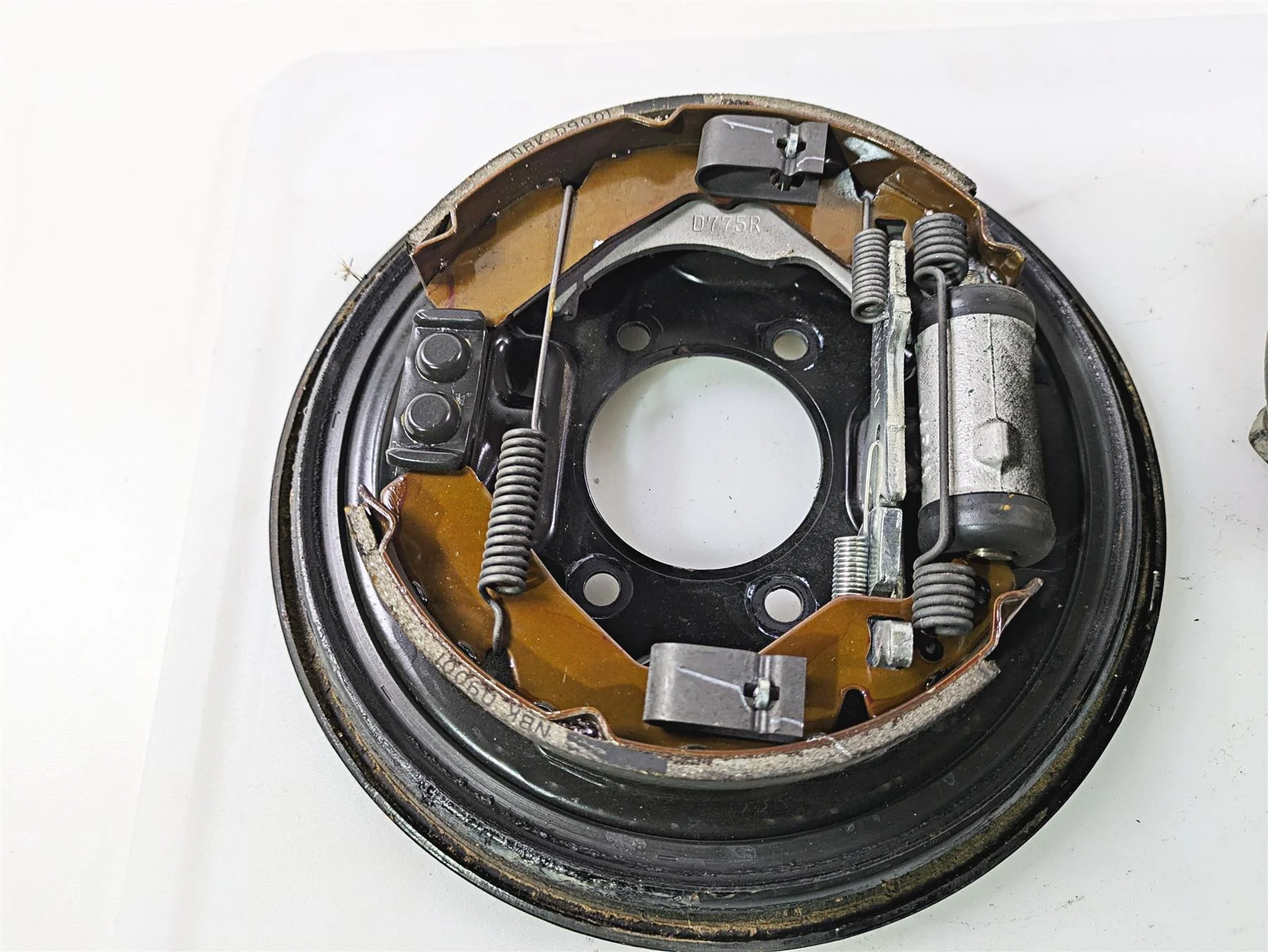 2010 Kawasaki 610 4x4 Mule  Front Right Full Drum Brake Set 41035-0059 - Image 11