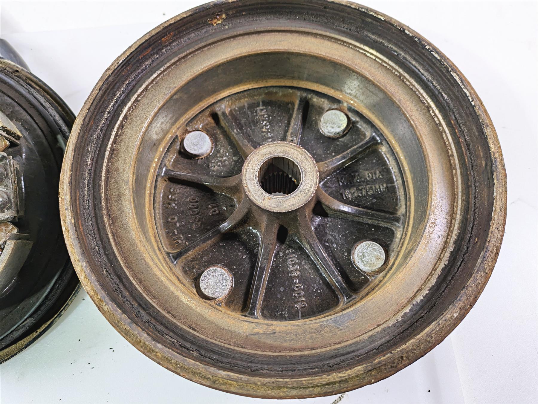 2010 Kawasaki 610 4x4 Mule  Rear Right Full Drum Brake Set 41035-0063 41038-0018 - Image 11