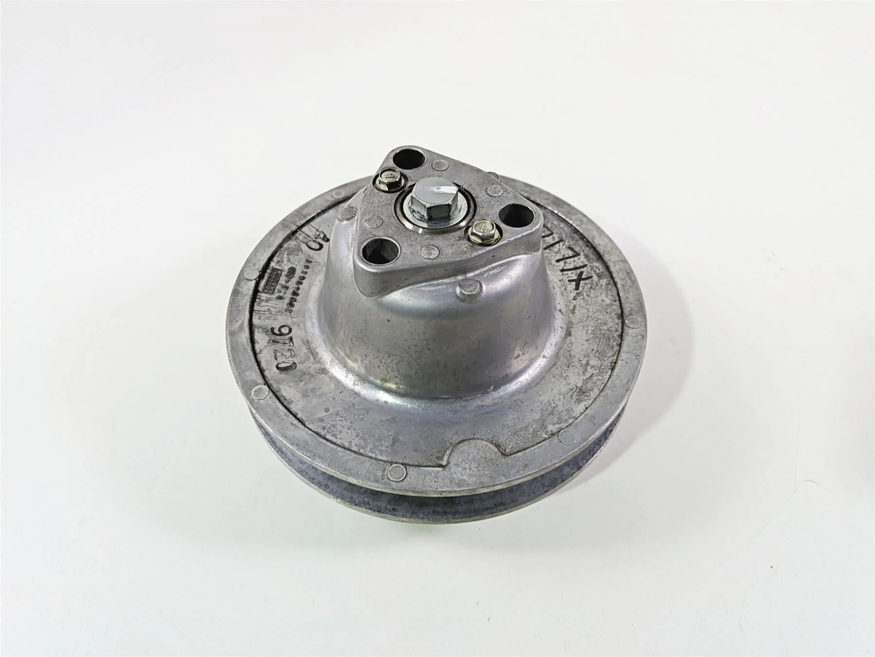 2010 Kawasaki 610 4x4 Mule  Secondary Drive Clutch 49094-0040 59296-0002 - Image 4