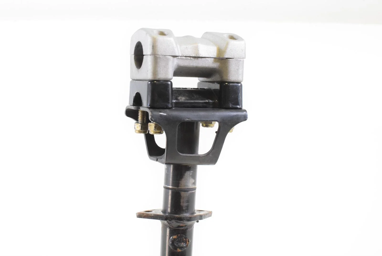 2010 Polaris Assault RMK 800 146"  Steering Post Shaft Rod Assembly 1823570-329 - Image 2
