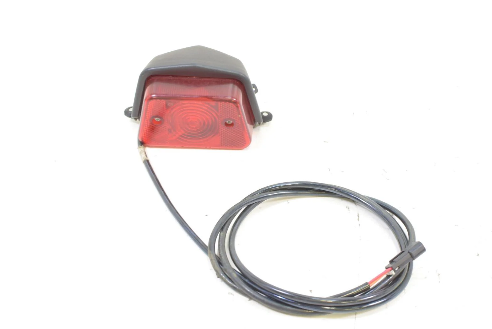 2010 Polaris Dragon RMK 800 S10PG8ESA Taillight Tail Light Lamp & Cover 2432034