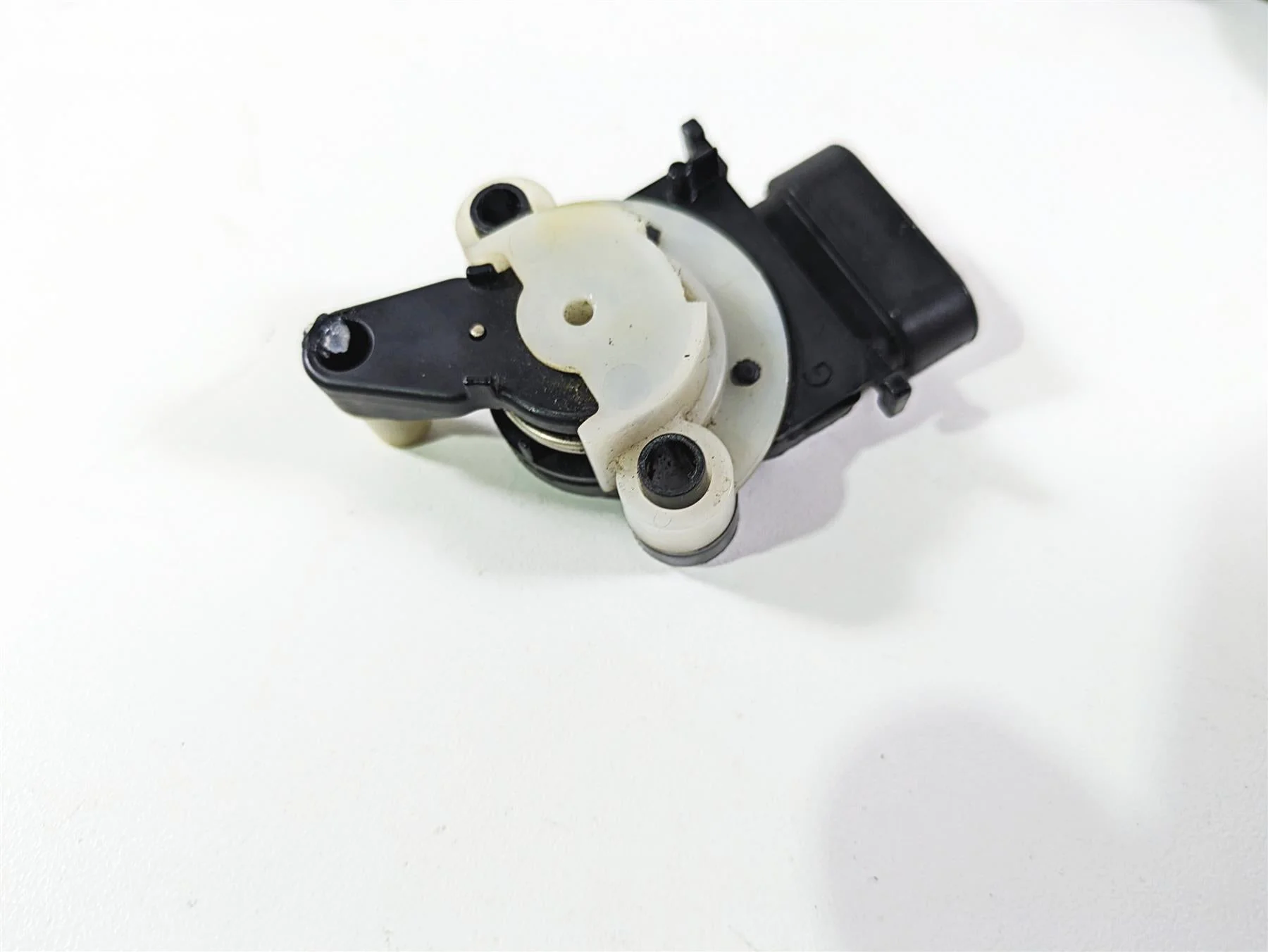 2010 Sea-Doo 4-Tec RXT 215 Left Hand Throttle Position Sensor & Lever 278002284 - Image 7
