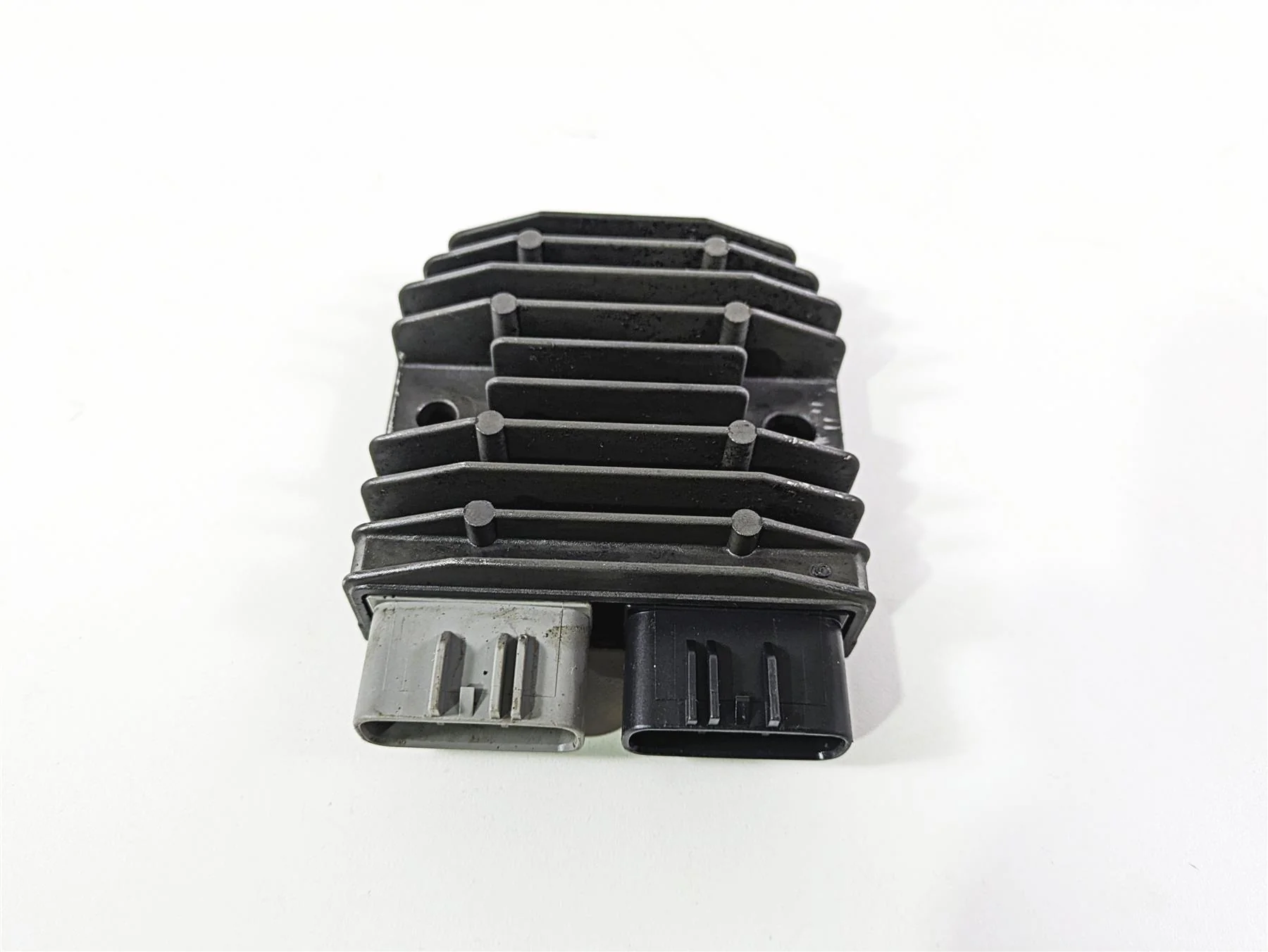 2010 Sea-Doo 4-Tec RXT 215 Rectifier Voltage Regulator SH775AA 710001103