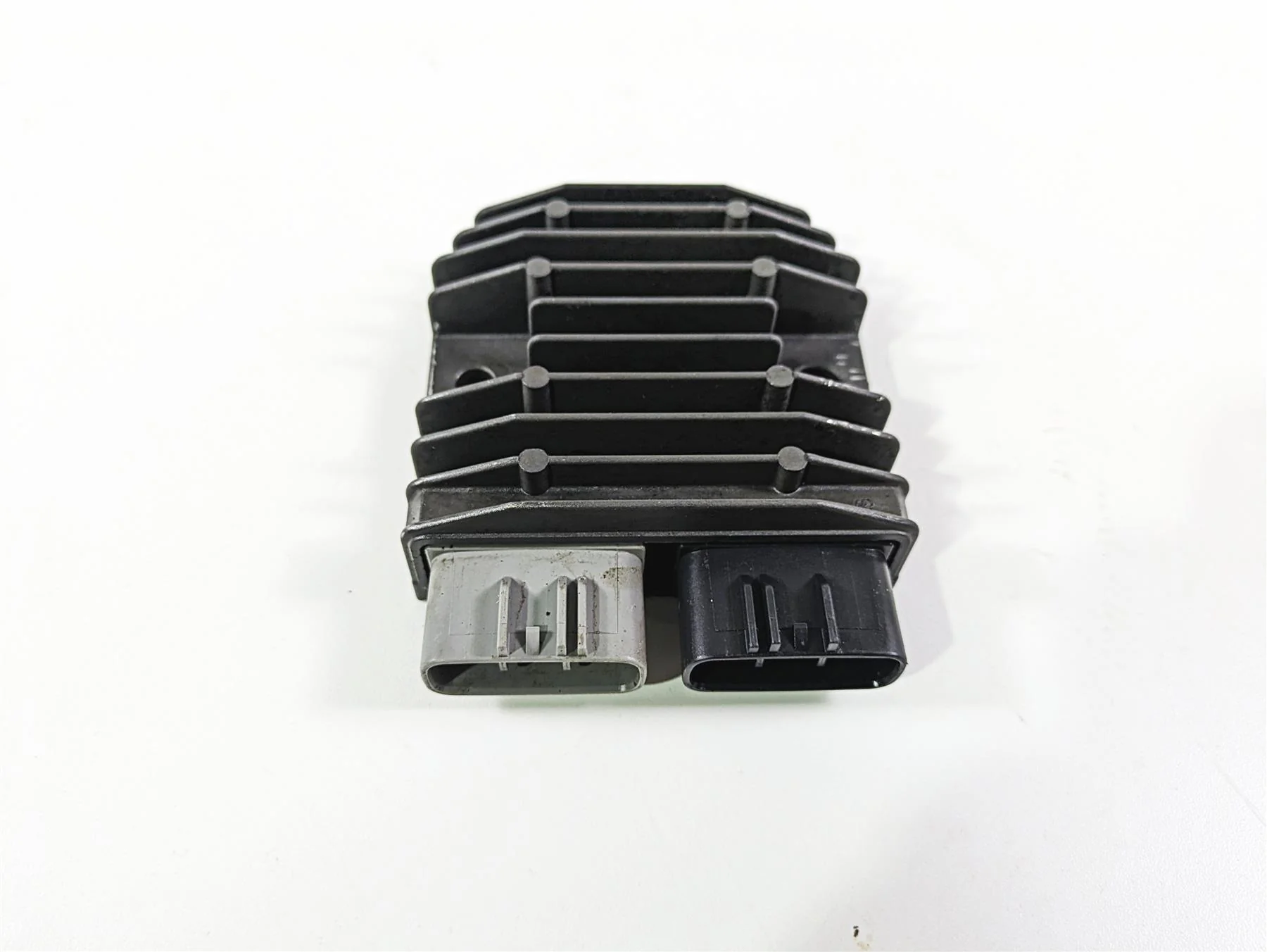2010 Sea-Doo 4-Tec RXT 215 Rectifier Voltage Regulator SH775AA 710001103 - Image 5
