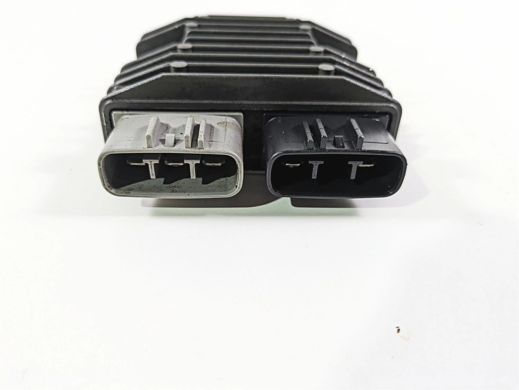 2010 Sea-Doo 4-Tec RXT 215 Rectifier Voltage Regulator SH775AA 710001103 - Image 7