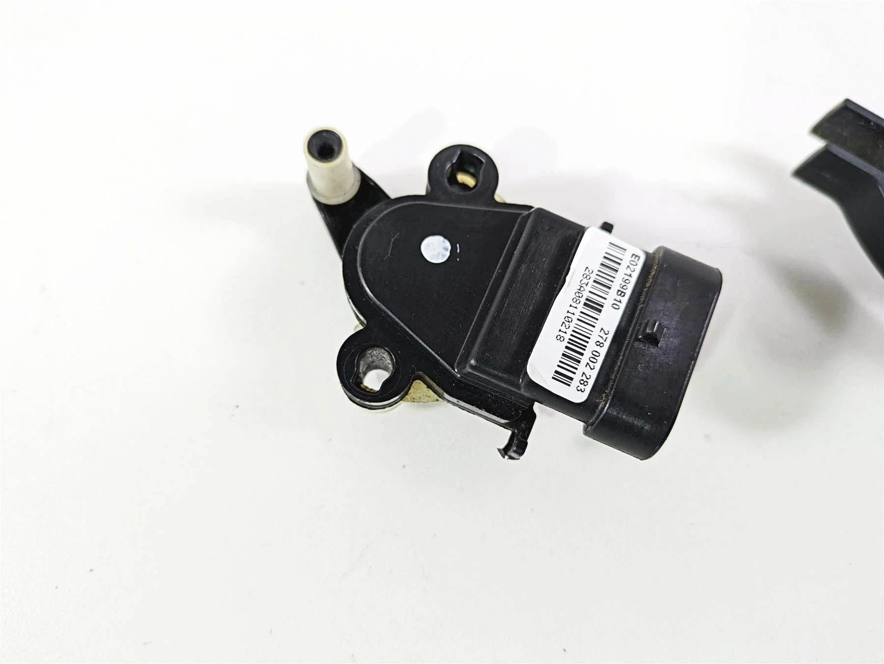 2010 Sea-Doo 4-Tec RXT 215 Right Hand Throttle Position Sensor & Lever 278002283 - Image 4