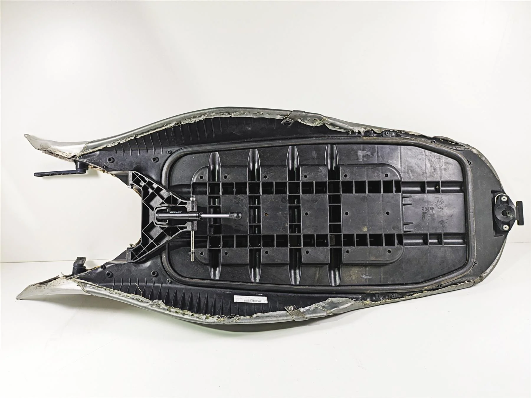 2010 Sea-Doo 4-Tec RXT 215 Seat Saddle -Tears 269001700 - Image 3