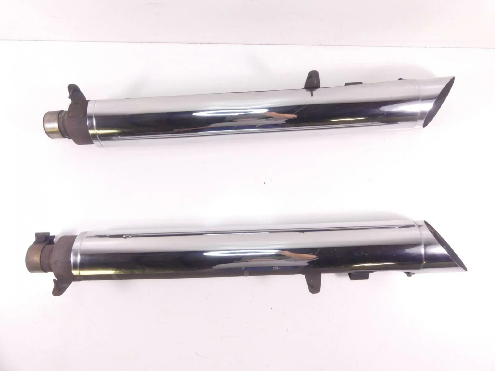 2010 Victory Vision Tour Mid Pipe Chrome Cover Heat Shield  Set 1261795 1261794 - Image 3