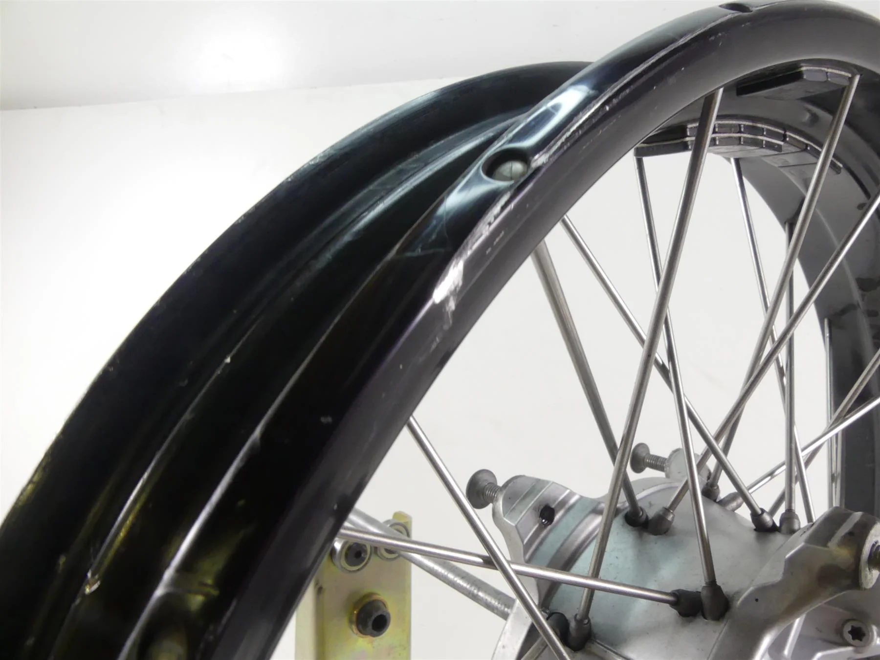 2011 BMW R1200GS K255 Adv Front Spoke Wheel Rim 19x2.5 - Read 36318553003 - Image 11