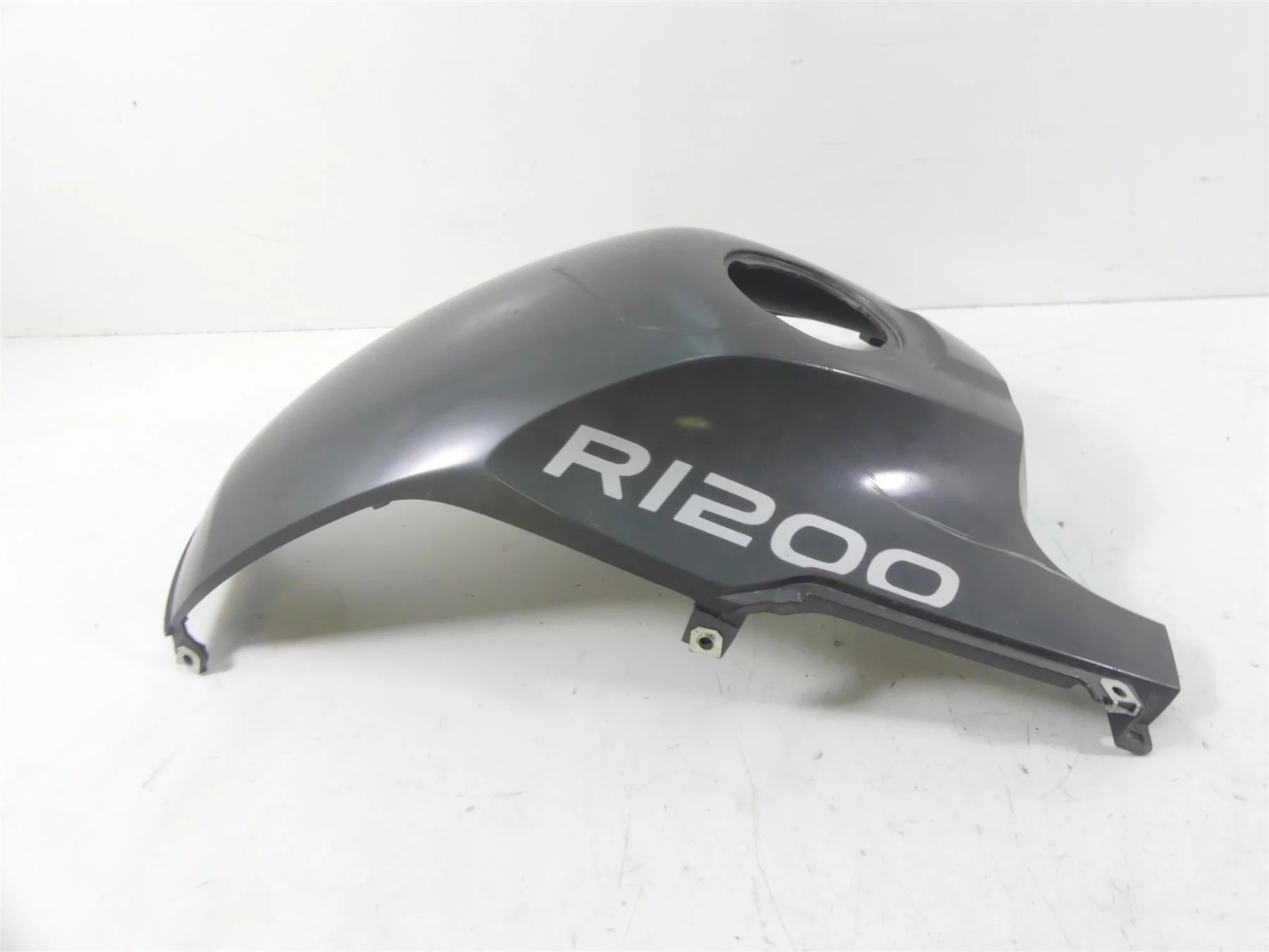 2011 BMW R1200GS K255 Adv Fuel Tank Center Cover Fairing Cowl 46637702714 - Image 3