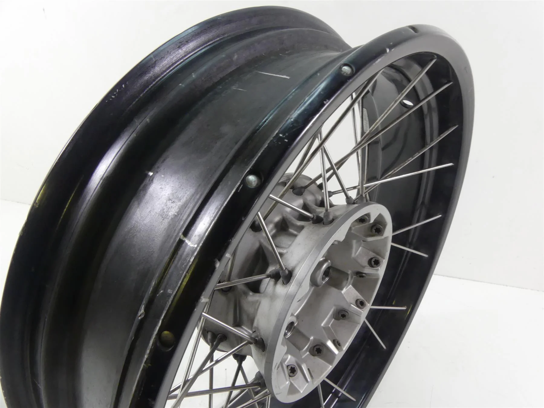 2011 BMW R1200GS K255 Adv Rear Spoke Wheel Rim 17x4 - Read 36318553004 - Image 12