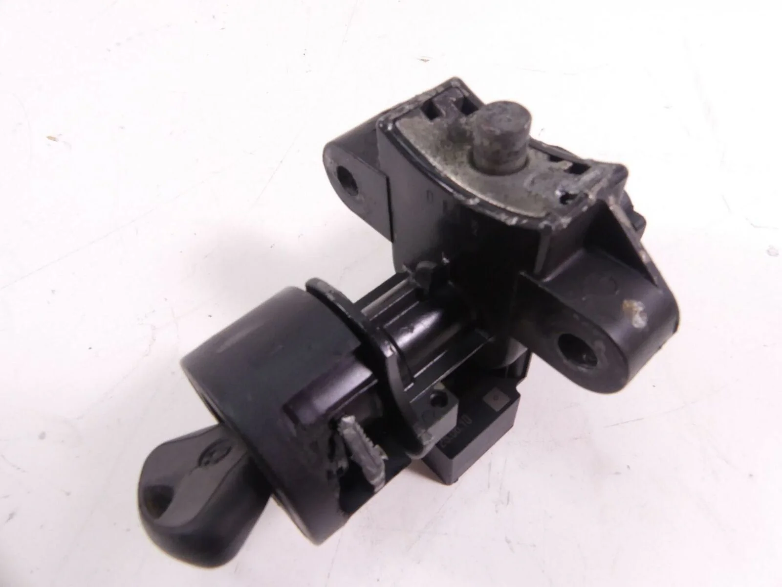2011 BMW R1200RT K26 Cdi Ecu Ecm Engine Control + Ignition Switch Set 1361852166 - Image 3